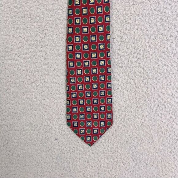 J MCLAUGHLIN MENS SILK TIE RED WITH DESIGN - Picture 5 of 5